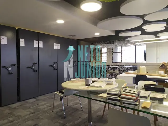 Conjunto com 147m², para alugar, no bairro Indianópolis em São Paulo