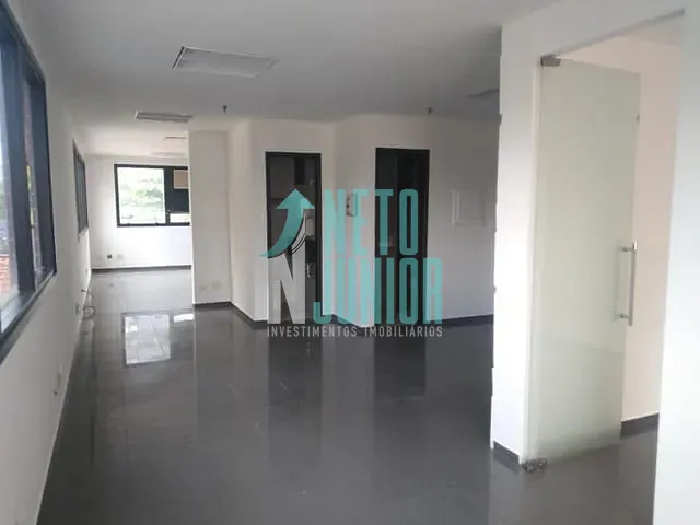 Conjunto com 91m², para alugar, no bairro Indianópolis em São Paulo