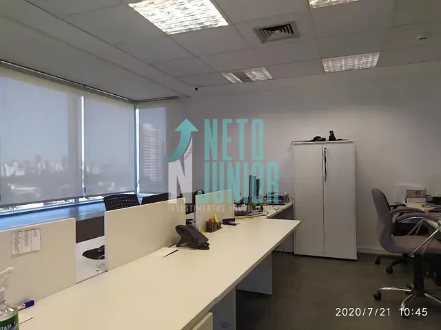 Conjunto com 256m², para alugar, no bairro moema em São Paulo