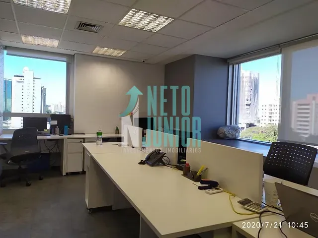 Conjunto com 256m², para alugar, no bairro moema em São Paulo