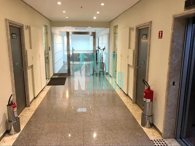 Conjunto com 196m², para alugar, no bairro Itaim Bibi em São Paulo