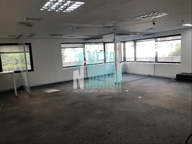 Conjunto com 196m², para alugar, no bairro Itaim Bibi em São Paulo