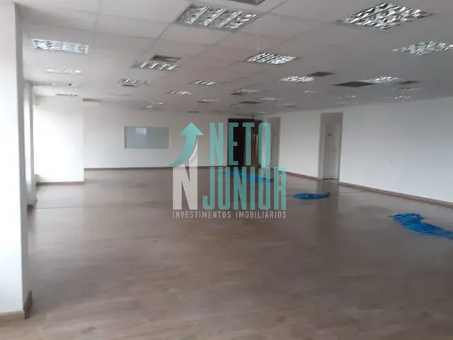 Conjunto com 100m², à venda ou para alugar, no bairro Bela Vista em São Paulo