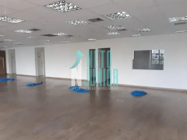 Conjunto com 100m², à venda ou para alugar, no bairro Bela Vista em São Paulo