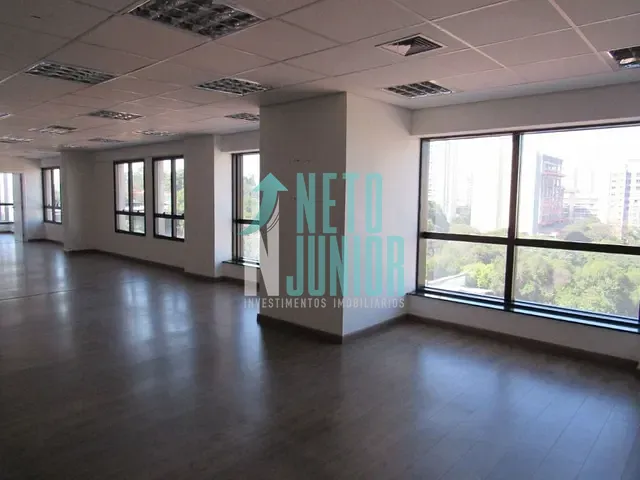 Conjunto com 100m², à venda ou para alugar, no bairro Bela Vista em São Paulo