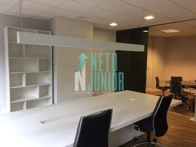 Conjunto com 100m², para alugar, no bairro Itaim Bibi em São Paulo