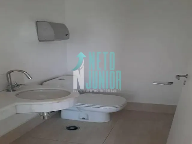 Conjunto com 42m², à venda, no bairro moema em São Paulo