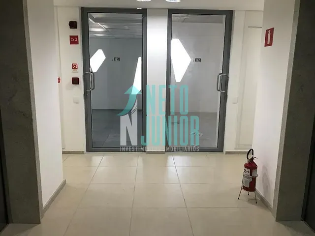 Conjunto com 350m², para alugar, no bairro Jardim Caravelas em São Paulo