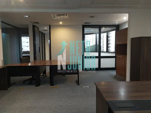 Conjunto com 135m², à venda ou para alugar, no bairro Indianópolis em São Paulo