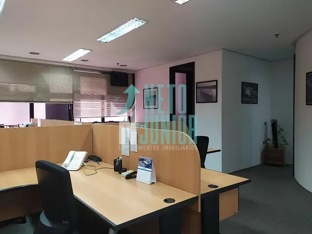 Conjunto com 98m², à venda, no bairro Moema em São Paulo
