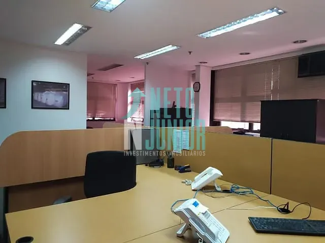 Conjunto com 98m², à venda, no bairro Moema em São Paulo