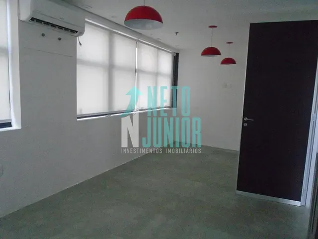 Conjunto com 112m², à venda ou para alugar, no bairro Moema em São Paulo