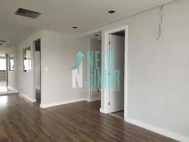 Conjunto com 126m², para alugar, no bairro Indianópolis em São Paulo