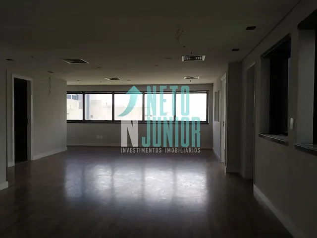 Conjunto com 126m², para alugar, no bairro Indianópolis em São Paulo