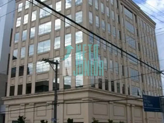 Conjunto com 363m², para alugar, no bairro Chácara Santo Antônio em São Paulo