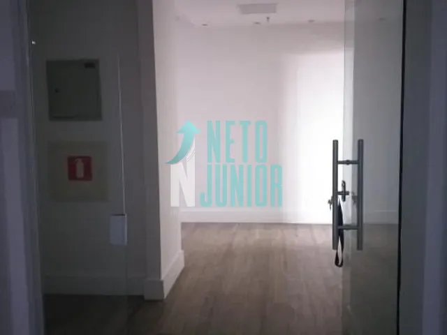 Conjunto com 80m², para alugar, no bairro Chácara Santo Antônio em São Paulo