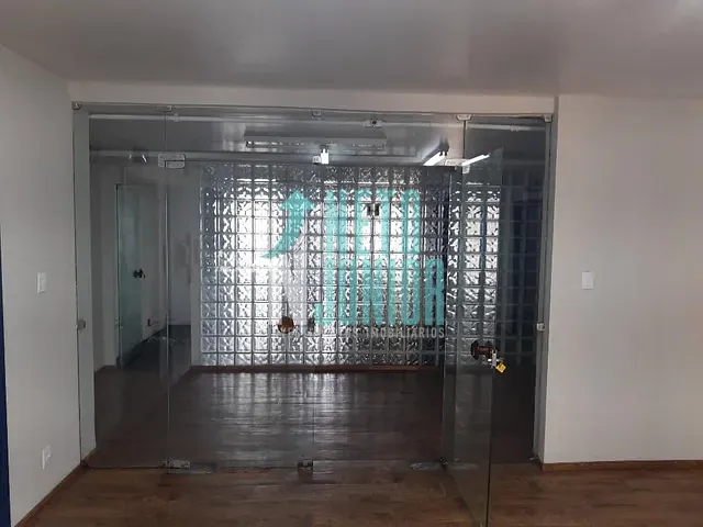 Conjunto com 675m², para alugar, no bairro Bela Vista em São Paulo