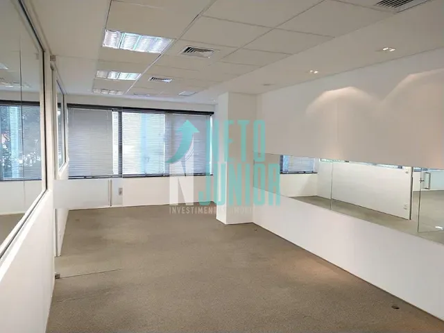 Conjunto com 191m², para alugar, no bairro Jardim Paulistano em São Paulo
