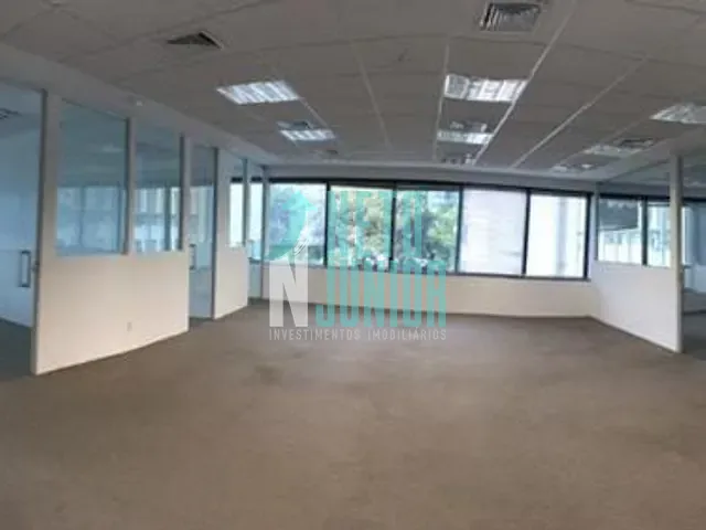 Conjunto com 191m², para alugar, no bairro Jardim Paulistano em São Paulo