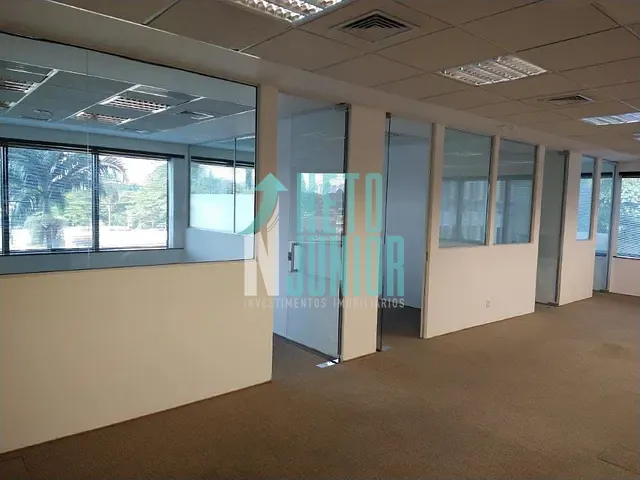 Conjunto com 191m², para alugar, no bairro Jardim Paulistano em São Paulo