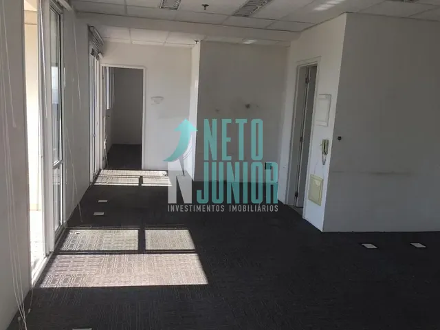 Conjunto com 90m², para alugar, no bairro Pinheiros em São Paulo