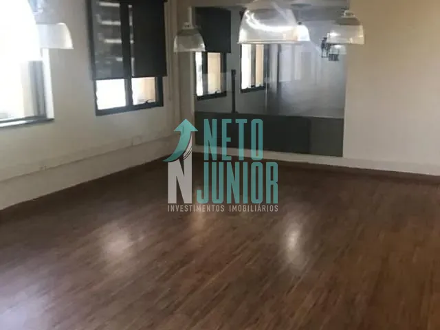 Conjunto com 140m², para alugar, no bairro Pinheiros em São Paulo