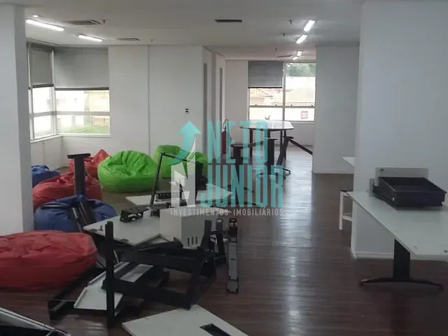 Conjunto com 320m², para alugar, no bairro Pinheiros em São Paulo