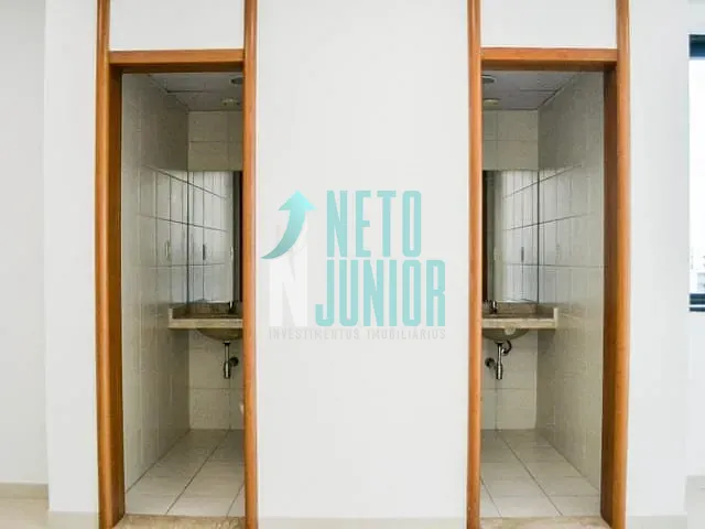 Conjunto com 35m², à venda ou para alugar, no bairro Santo Amaro em São Paulo