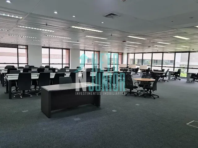 Conjunto com 255m², para alugar, no bairro Vila Olímpia em São Paulo