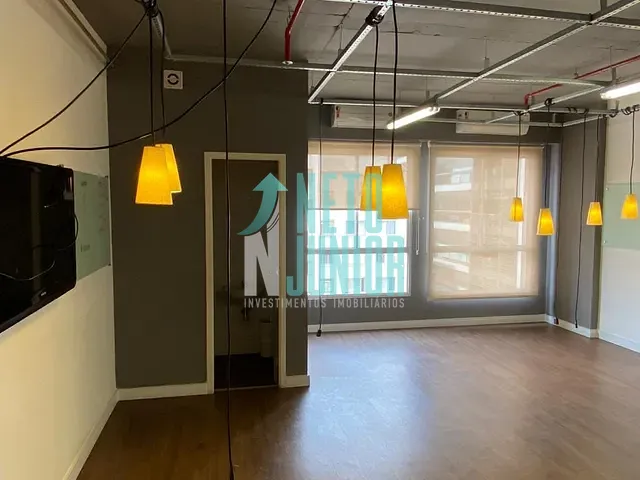 Conjunto com 40m², à venda, no bairro Pinheiros em São Paulo