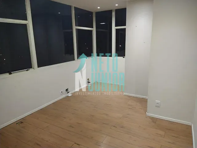 Conjunto com 160m², para alugar, no bairro Jardim Paulistano em São Paulo