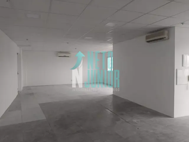Conjunto com 49m², à venda, no bairro Pinheiros em São Paulo
