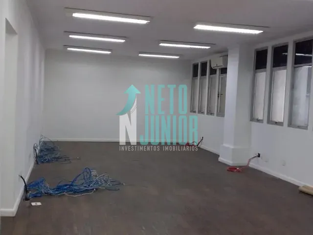 Conjunto com 300m², para alugar, no bairro Bela Vista em São Paulo
