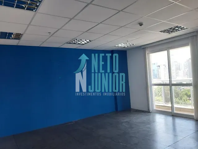 Conjunto com 90m², à venda ou para alugar, no bairro Vila Olímpia em São Paulo