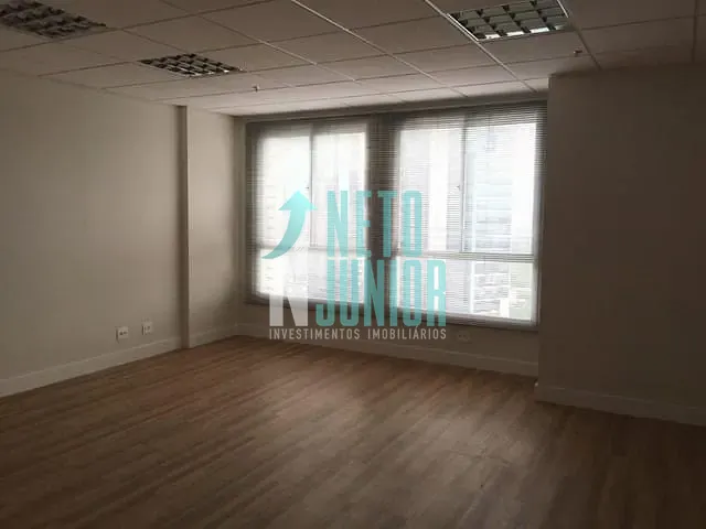 Conjunto com 206m², à venda ou para alugar, no bairro Brooklin em São Paulo