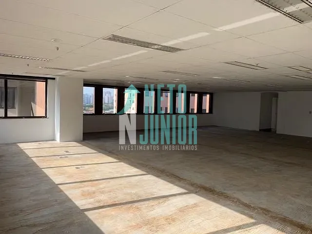 Conjunto com 206m², à venda ou para alugar, no bairro Brooklin em São Paulo