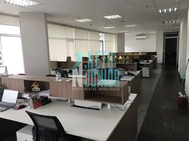 Conjunto com 420m², à venda ou para alugar, no bairro Brooklin Novo em São Paulo