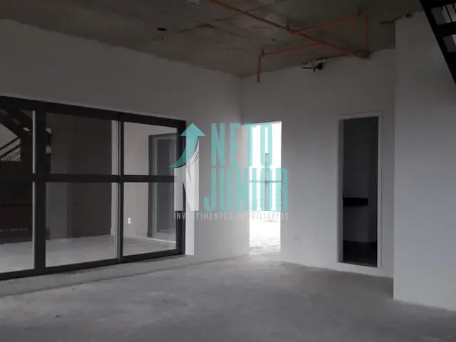 Conjunto com 372m², para alugar, no bairro Moema em São Paulo