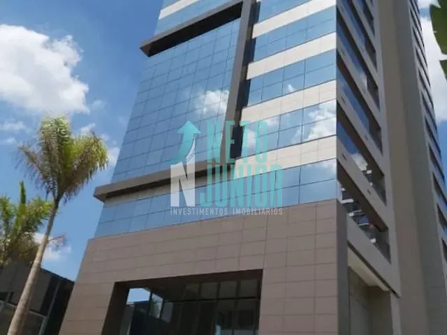 Conjunto com 300m², para alugar, no bairro Moema em São Paulo
