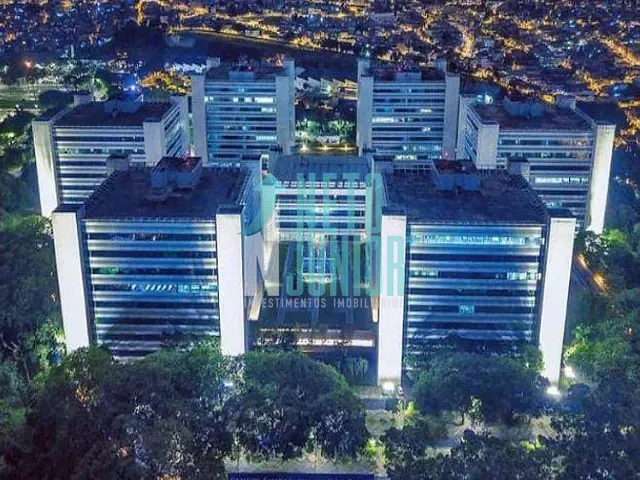 Conjunto com 1535m², para alugar, no bairro Jardim São Luís em São Paulo