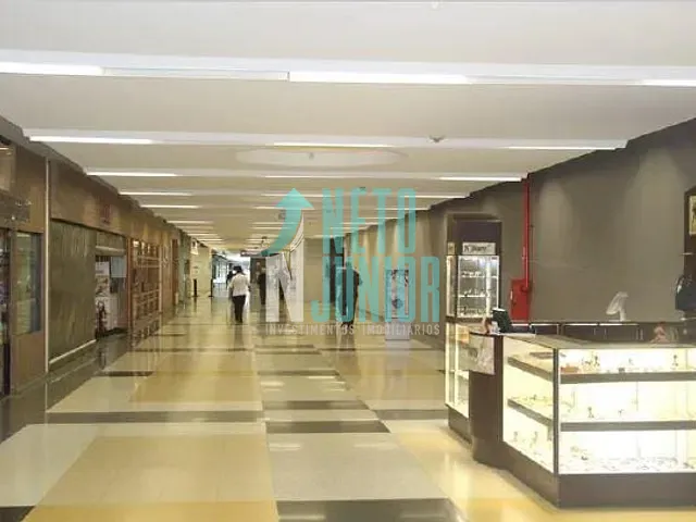 Conjunto com 1535m², para alugar, no bairro Jardim São Luís em São Paulo