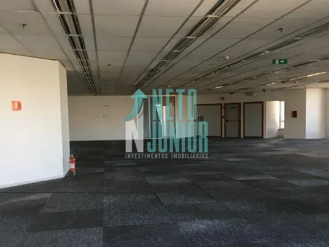 Conjunto com 617m², para alugar, no bairro Brooklin Paulista em São Paulo