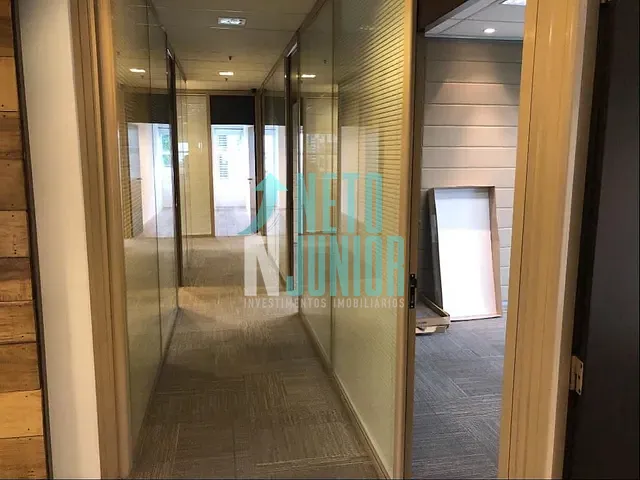 Conjunto com 499m², para alugar, no bairro Itaim Bibi em São Paulo