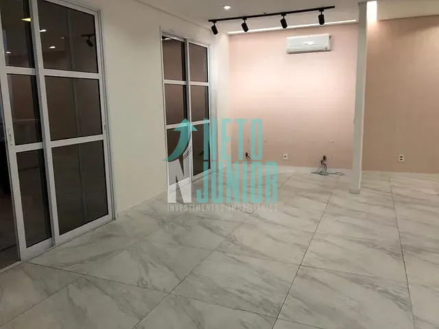 Conjunto com 90m², à venda ou para alugar, no bairro Vila Cordeiro em São Paulo