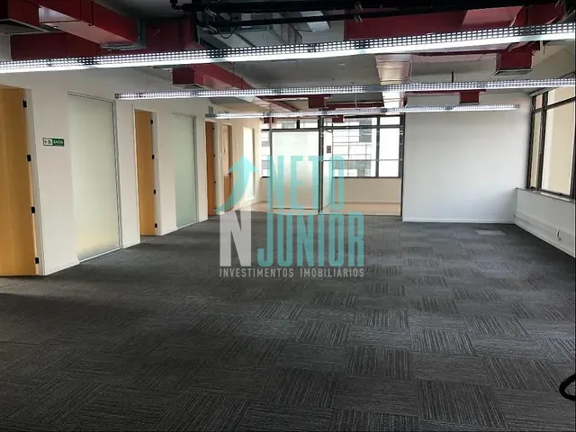 Conjunto com 488m², para alugar, no bairro Vila Olímpia em São Paulo