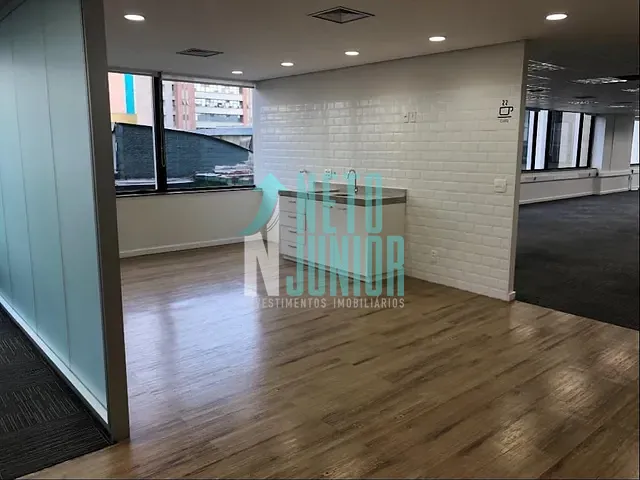 Conjunto com 488m², para alugar, no bairro Vila Olímpia em São Paulo
