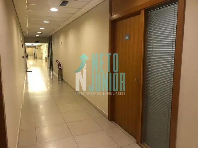 Conjunto com 90m², à venda ou para alugar, no bairro Brooklin Paulista em São Paulo