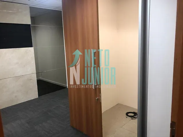Conjunto com 90m², à venda ou para alugar, no bairro Brooklin Paulista em São Paulo
