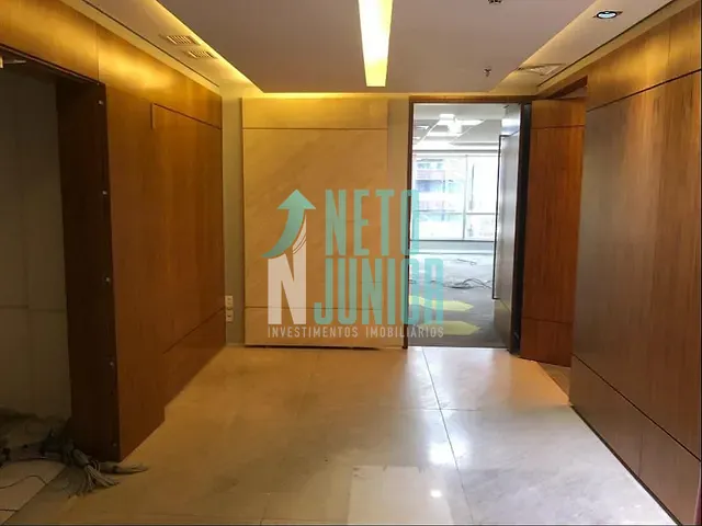 Conjunto com 304m², para alugar, no bairro Itaim Bibi em São Paulo