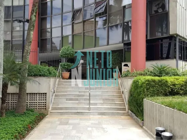 Conjunto com 180m², à venda ou para alugar, no bairro Chácara Santo Antônio em São Paulo